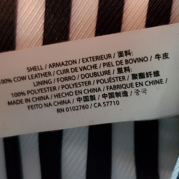 Kate Spade black leather handbag EUC with storage bag - Picture 9 of 9